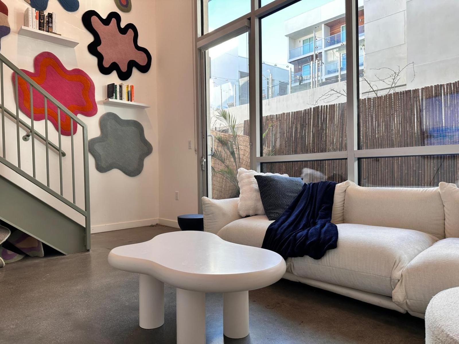 The Arte Mundi Loft - Pool Gym Lounge Apartment *